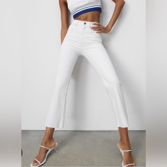 Cropped flared white denim - Picture 2 of 2